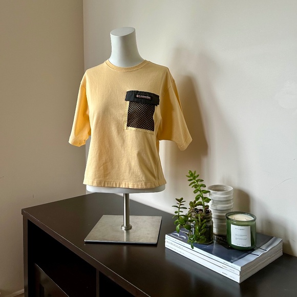 Columbia⎪Women's Painted Peak™ Knit Short Sleeve Cropped Top - Picture 1 of 9